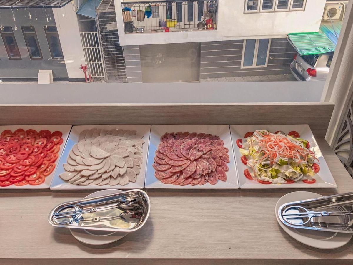 Holiday 2 Hotel 껀터 외부 사진