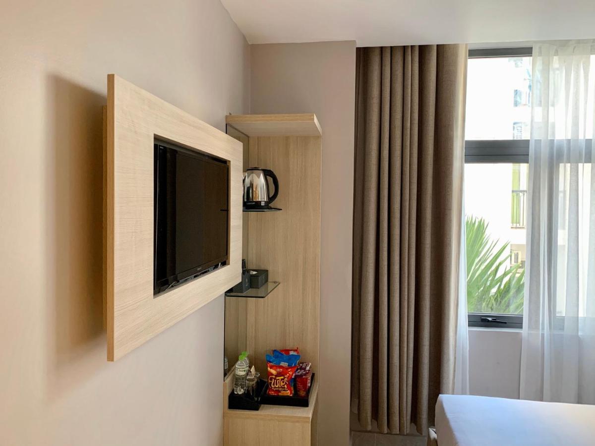 Holiday 2 Hotel 껀터 외부 사진